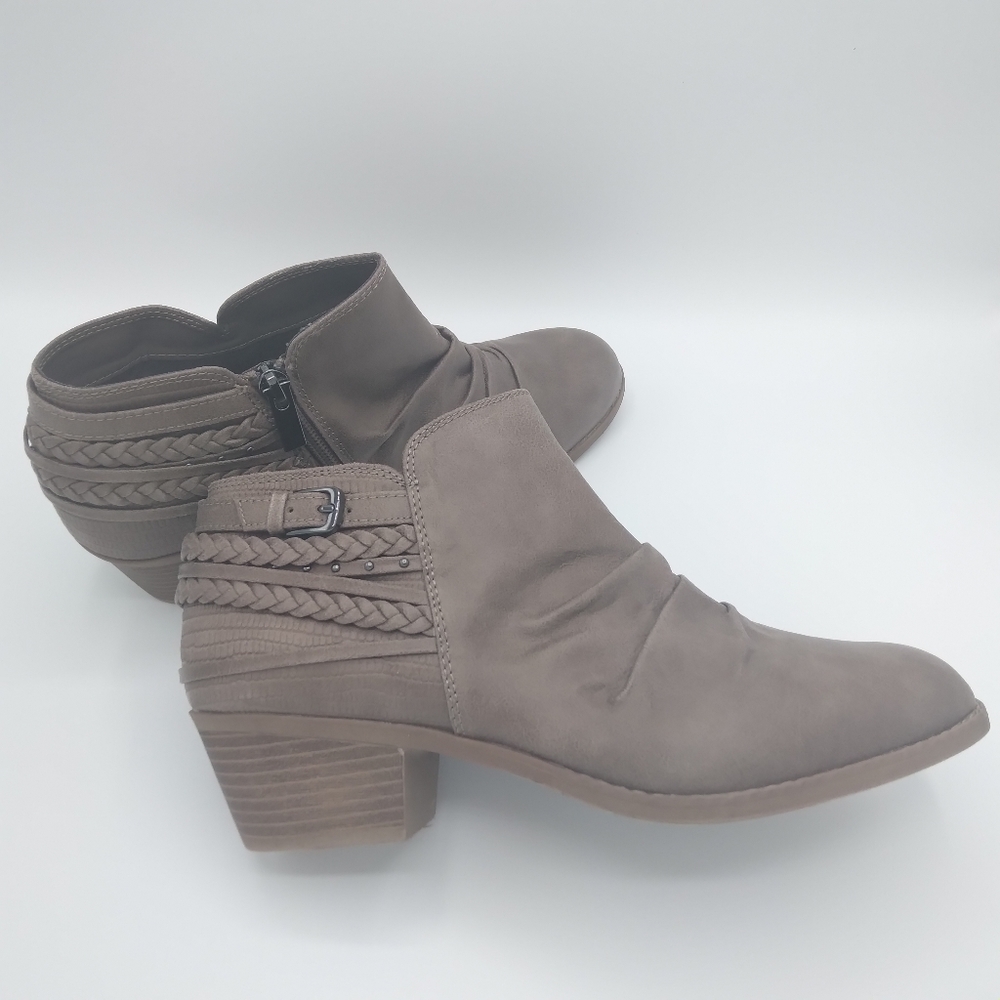 Xappeal Lia Soft Suede zip Type Ankle Boots. Size 9 M Taupe. Brand New In Box.